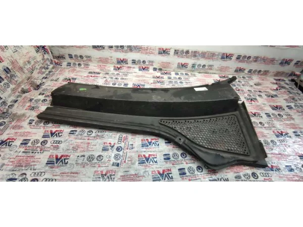 3G1819402E | VW Passat Silecek Altı Plastik Izgarası VAG
