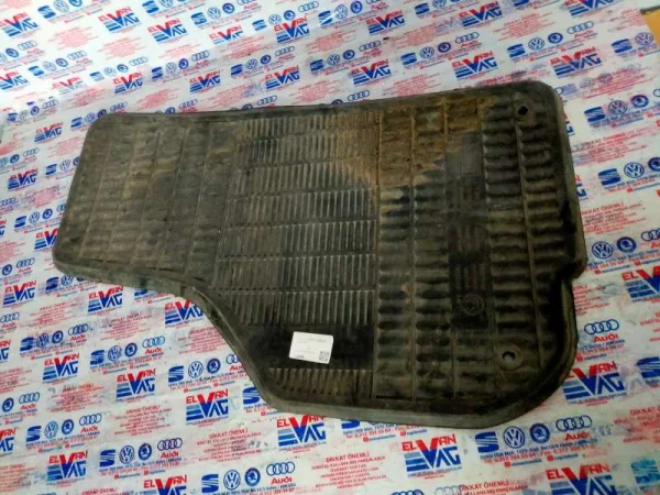 3T1862436 | Kauçuk Paspas Takımı VAG