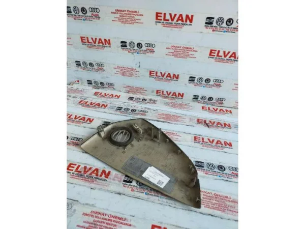 4F2857086 | Audi A6 Sağ Göğüs Yan Kapağı VAG