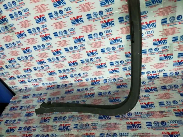 4G5867671B | Audi A6 Arka Sol Kapı Pencere Çıtası VAG
