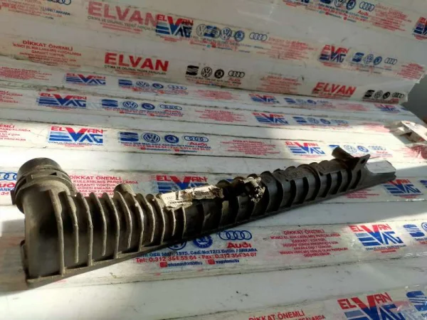 5C0121251L | VW Jetta Radyatör VAG
