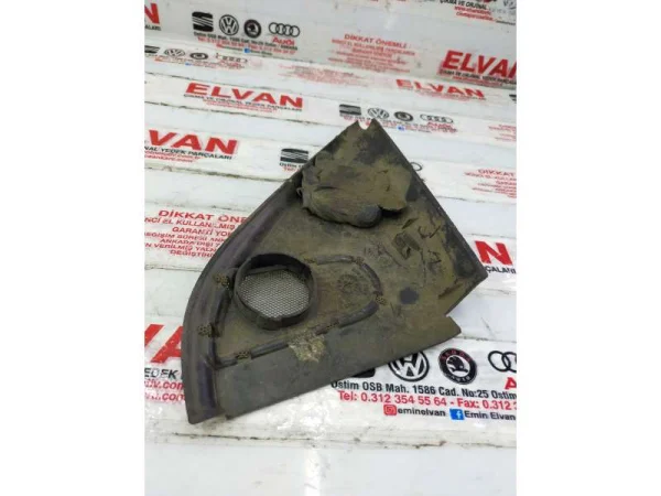 6K0837973B | VW Polo İç Kapı Ayna Üçgeni VAG