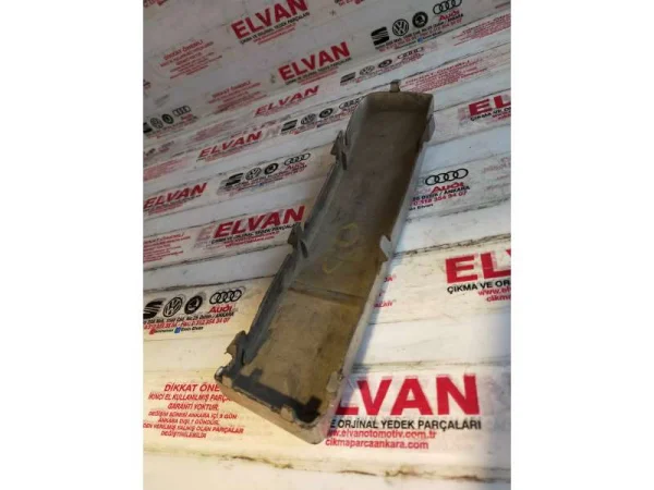 6K0853666C | Sağ Ön Tampon Izgarası | VW Caddy, Polo - Seat Cordoba, Ibiza VAG