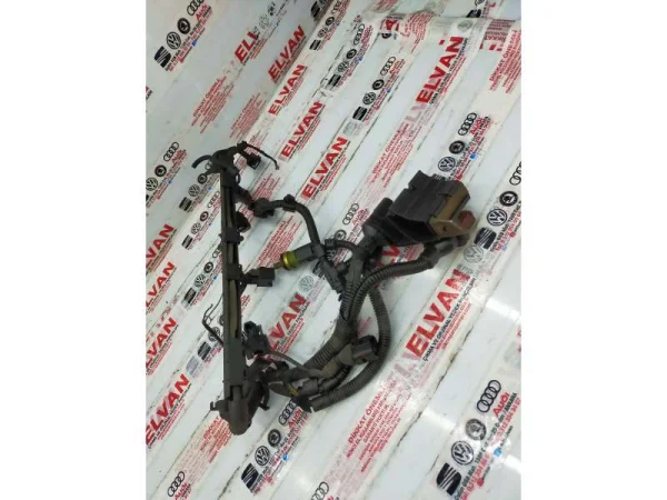 6Q0971615R | VW Polo Kablo Kanalı VAG