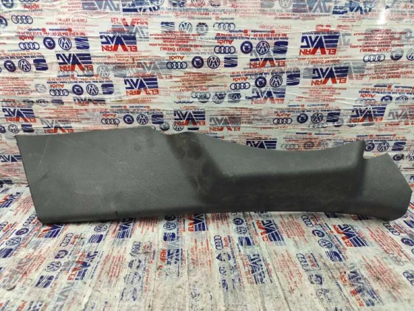 6R4867766B | VW Polo Sağ Arka Direk Kaplaması VAG