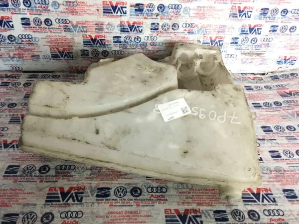 7P0955453 | VW Touareg Silecek Su Deposu VAG