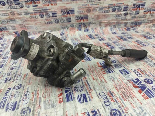 7P6422154A | VW Touareg Hidrolik Direksiyon Pompası VAG