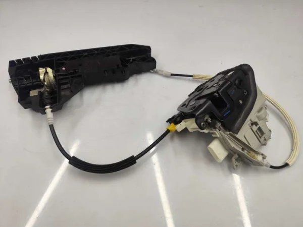 8K0839015F | Arka Sol Kapı Kilit Mekanizması | Audi A3, A4, A5, A8, Q3, Q5 VAG