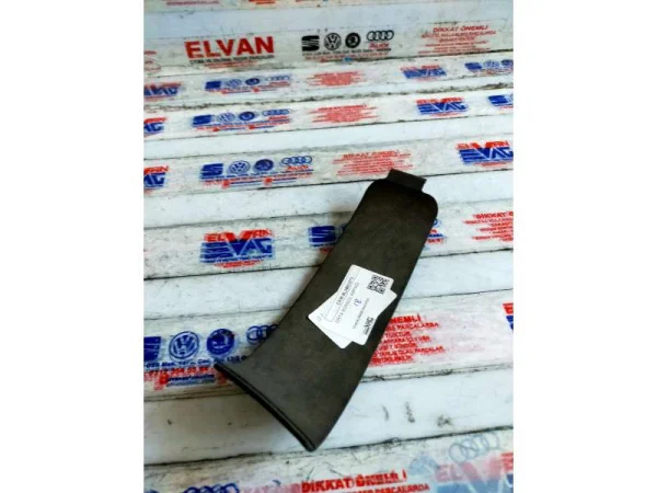 8L0863273 | Orta Konsol Kapağı | Audi A3, S3 VAG