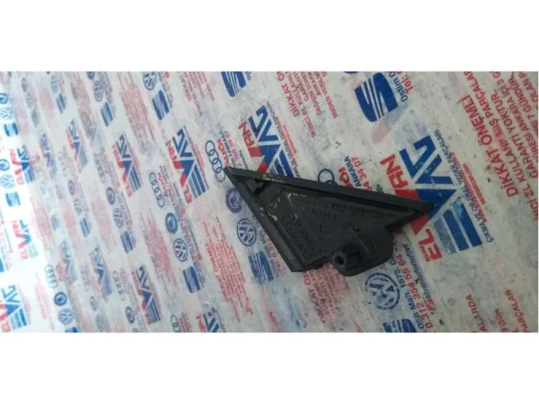8W8837637 | Audi A5 Sol Ön Kapı Üçgen Çıtası VAG