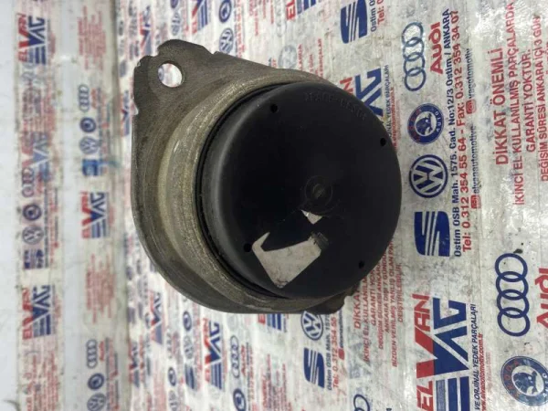 94837505001 | Porsche Cayenne Sağ Motor Takozu VAG