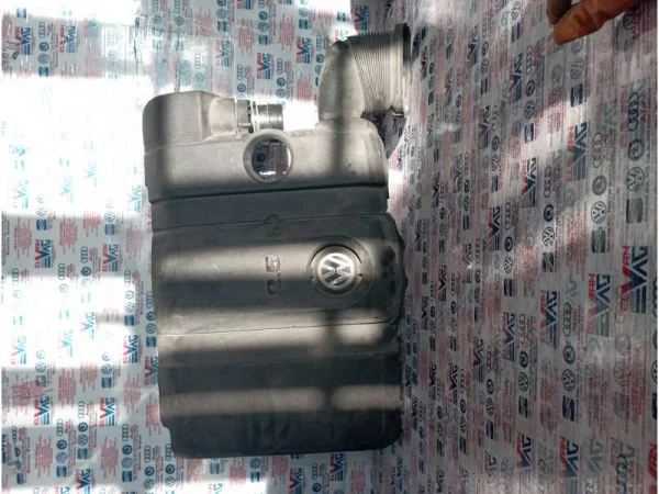 07K129601J | Motor Üst Kapağı VAG