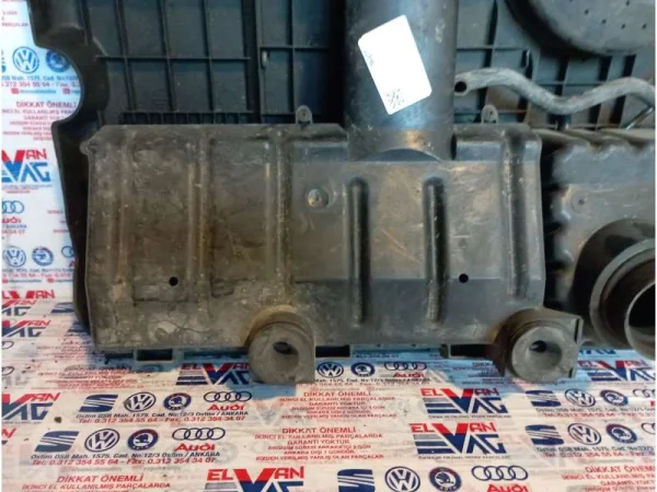 03E129607H | VW Polo Hava Filtre Kutusu VAG