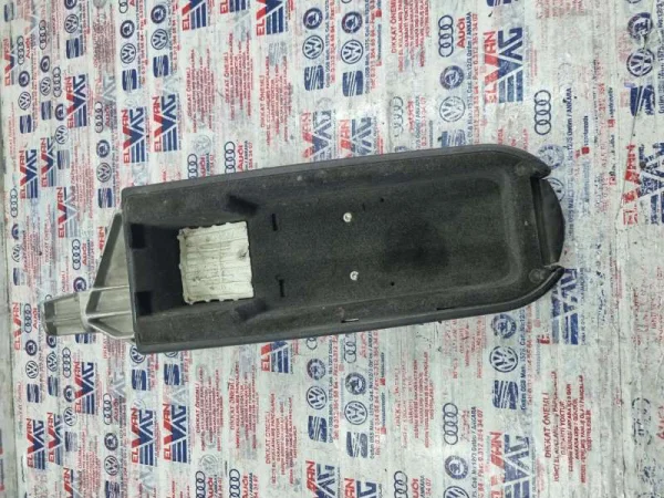 3B0864209C | VW Passat Orta Kol Dayama VAG