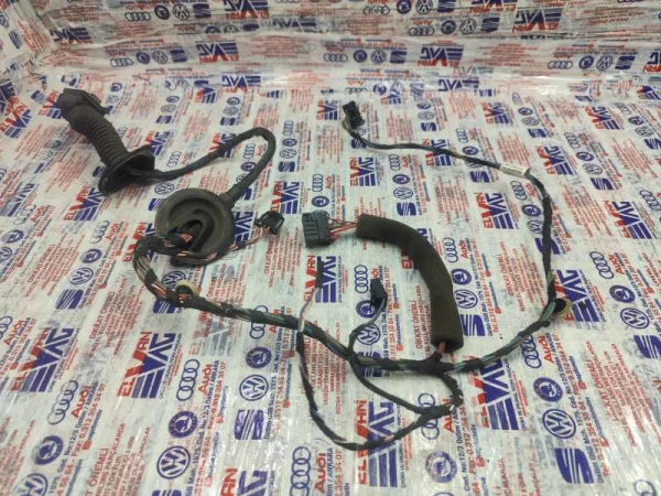 5E0971693C | Sol Arka Kapı Tesisatı VAG