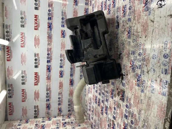 5N0955453A | Silecek Su Deposu | VW Tiguan - Seat Alhambra VAG