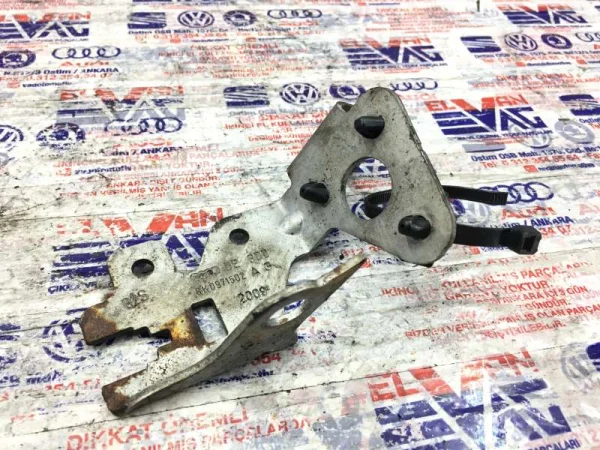 8K0971502AG | Isı Kalkanı Braketi | Audi A4, A5, Q5 VAG