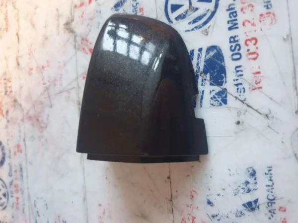 3GD837879 | VW Golf Kapı Kilit Kapağı VAG