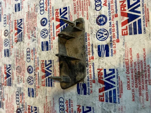 8V5955275A | Audi A3 Sol Far Yıkama Kapağı VAG