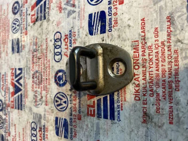 5K0837033A | Kapı Kilit Karşılığı | VW Amarok, CC, Golf, Jetta - Seat Ibiza, Leon VAG