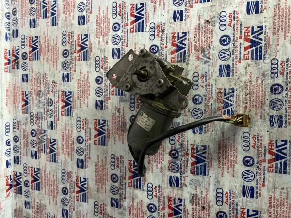 7H0959668E | Sürgülü Orta Kapı Motoru VAG