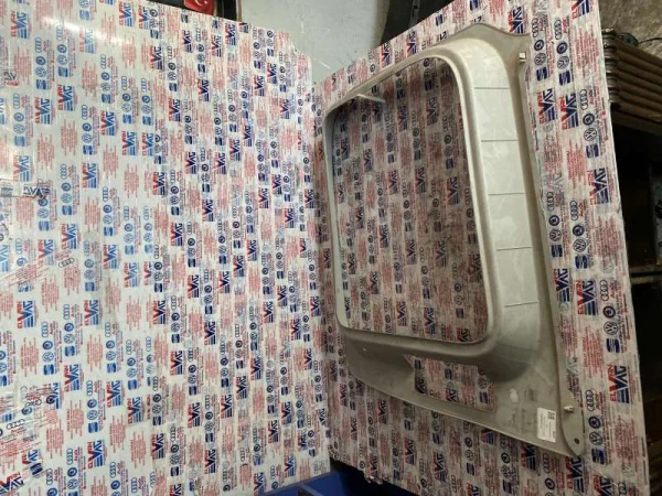 2K5867623D | VW Caddy Sürgülü Kapı İç Trim Çerçevesi VAG