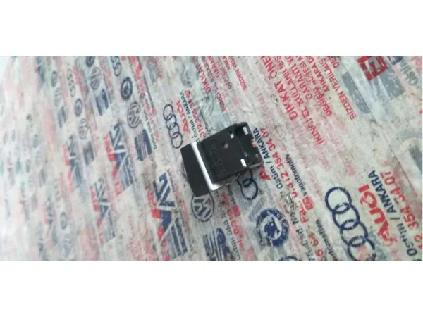 5L0905218 | Skoda Yeti Start Stop Düğmesi VAG