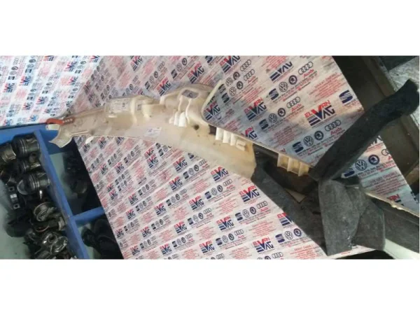 4H0867234 | Sağ Ön Direk Kaplaması VAG