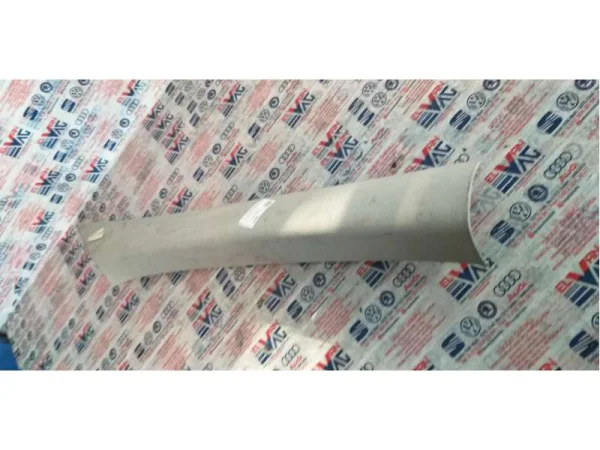 1Z0867458 | Sağ Ön Direk Plastiği VAG