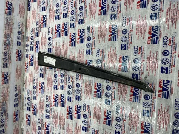 2G0853677S | VW Polo Ön Tampon Sol Orta Izgarası VAG