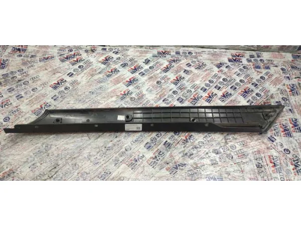 5J6853263A | Skoda Fabia Ön Sol Dış Direk Kaplaması VAG