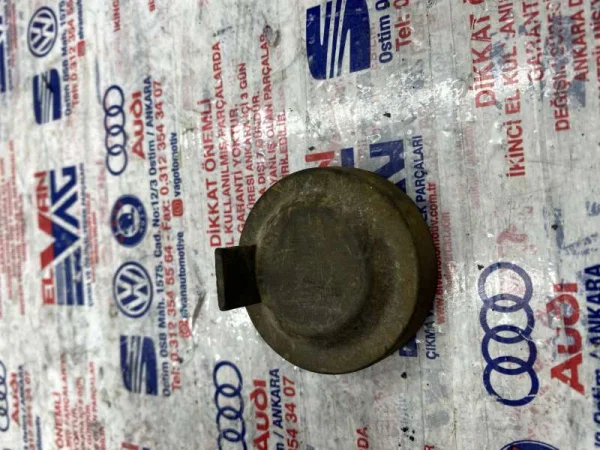 89040090 | Far Toz Kapağı VAG