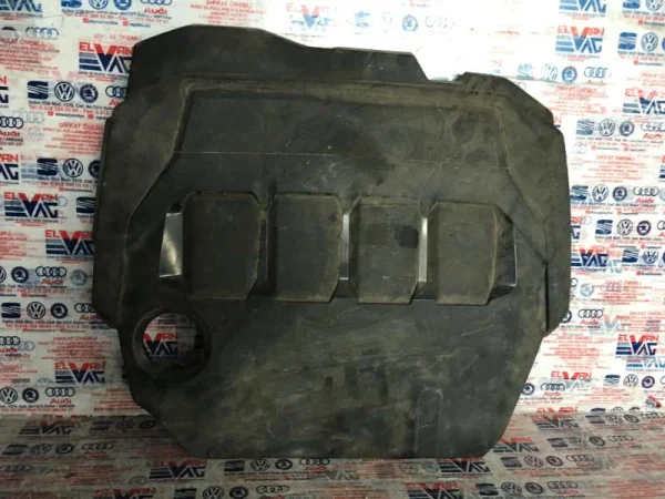 05L103954K | Motor Üst Kapağı VAG