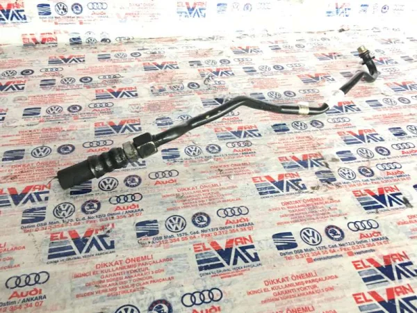 8E0317818F | Audi A4 Şanzıman Yağ Soğutucu Hortumu VAG