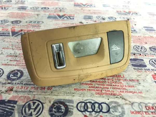 97063206102 | Porsche Panamera Arka Sol Tavan Lambası VAG