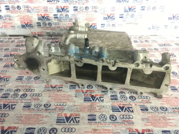 04L129766S | İntercooler Radyatörü VAG