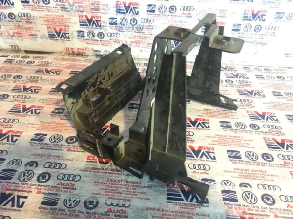 1J1858069C | Orta Konsol VAG