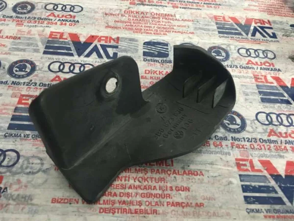3B0823630A | VW Passat Sağ Kaput Menteşe Kapağı VAG