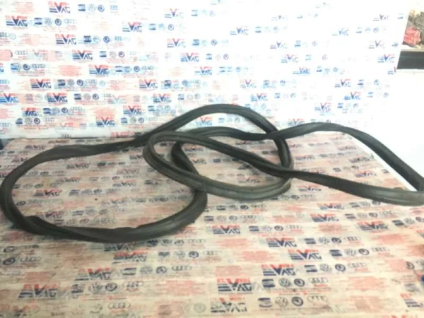 5JA827705K | Bagaj Kilidi VAG