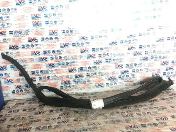 5N0837431 | Kapı Cam Çıtası VAG