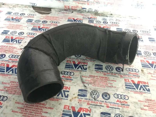 4L0145972 | İntercooler Hortumu VAG