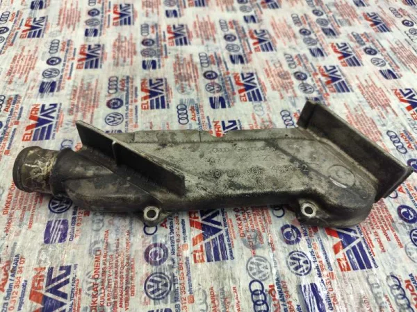 077121121C | Termostat Su Borusu | Audi A6, A8 VAG