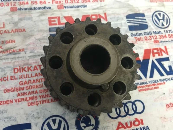 077105261D | Krank Dişlisi | VW Phaeton, Touareg - Audi A6, A8 VAG