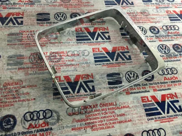 3C0711113A | VW Passat Vites Topuzu ve Körüğü VAG