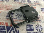 2K0827537B | VW Caddy Arka Kapı Kilit Karşılığı - 2