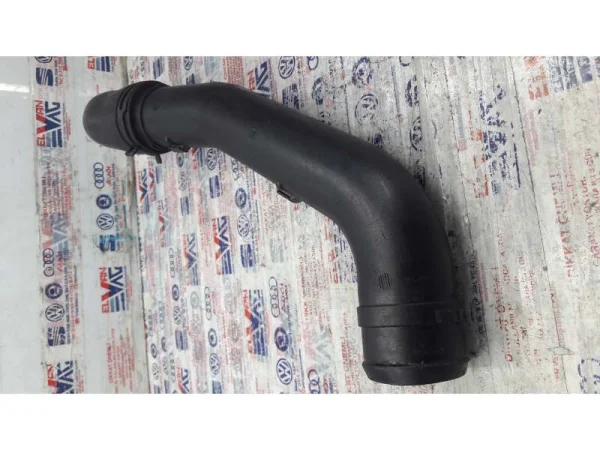 6Q0145762K | İntercooler Hortumu VAG