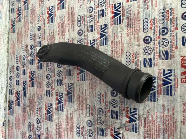 1J0145762D | İntercooler Hortumu VAG