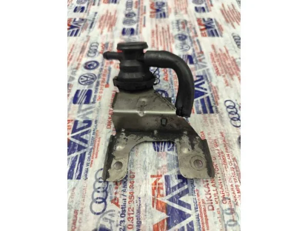 030103765 | VW Polo Vakum Valfi VAG