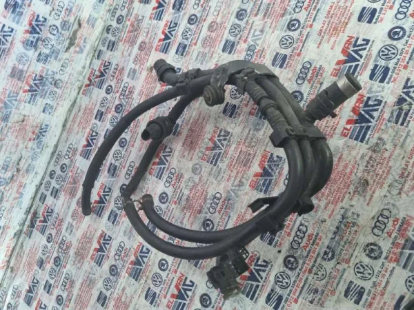 8D0130307C | Audi A4 Mazot Dönüş Hortumu VAG