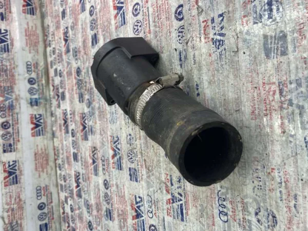 1K0145828B | Turbo Hortumu | VW Passat - Audi A3 VAG